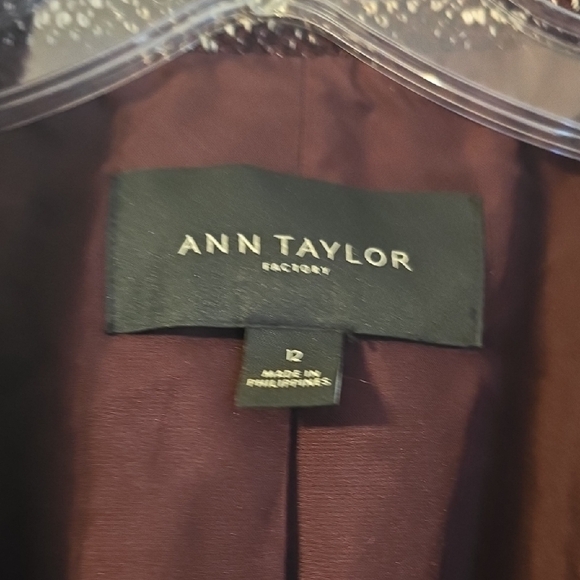 Ann Taylor Sz 12 Tweed Cropped Blazer - Burgandy and Cream - Picture 2 of 7